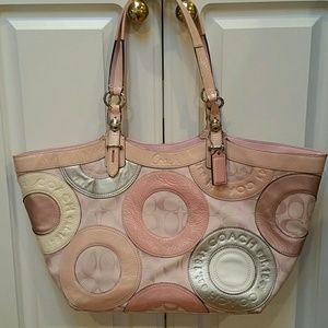 Coach Optic L1093 Pink. Barbie cor